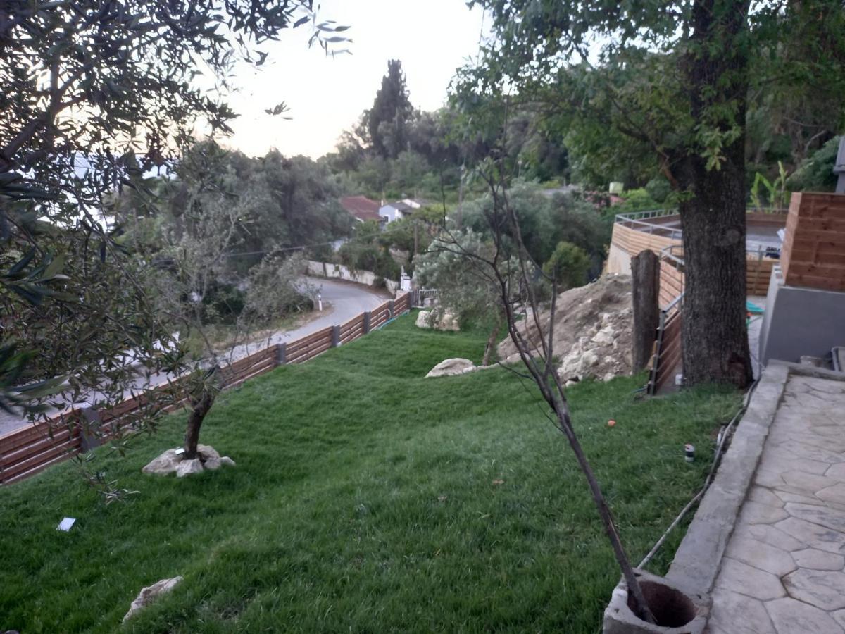 אכיליון Seven Keys Luxury Suites מראה חיצוני תמונה